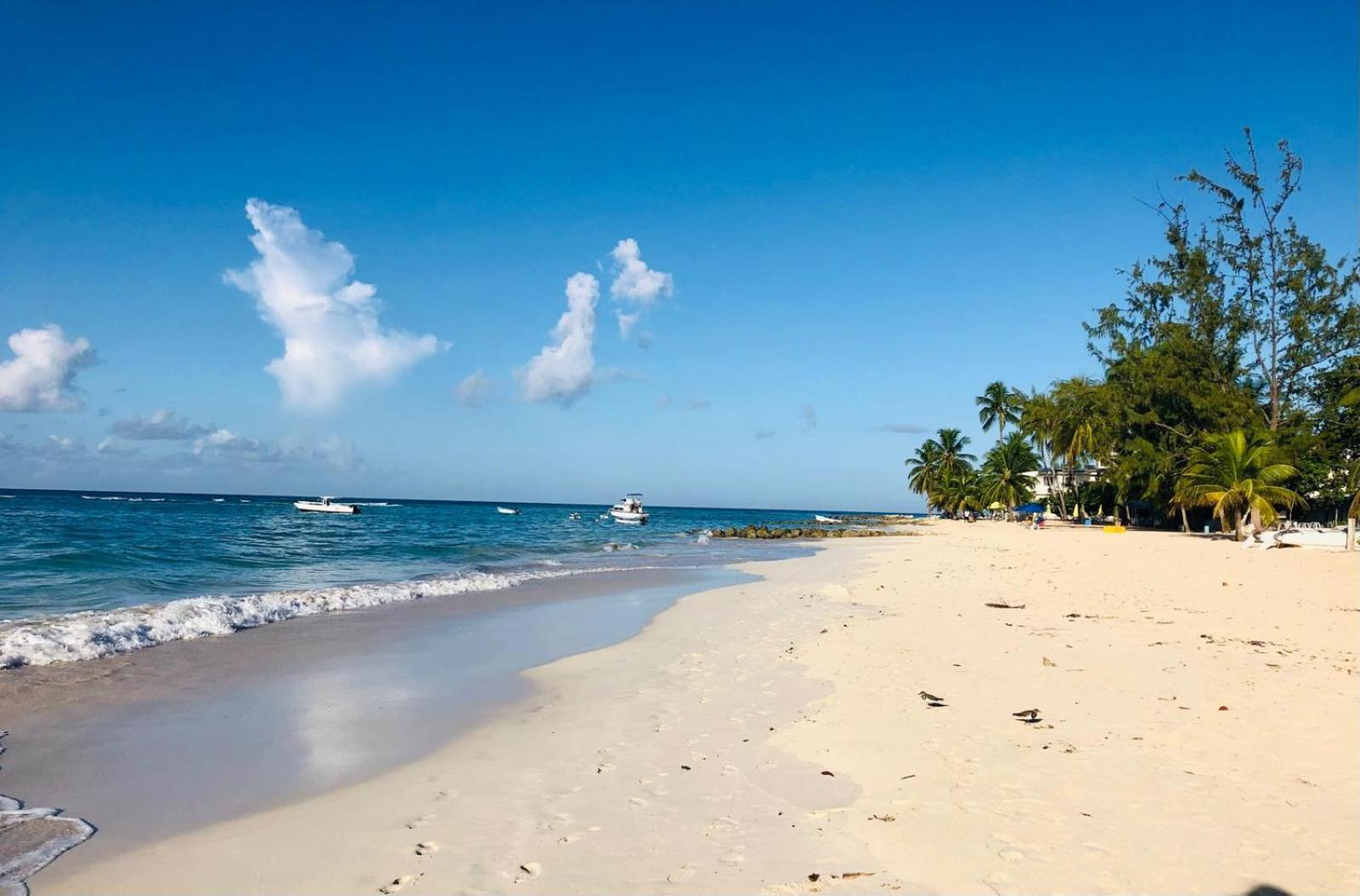 Melrose Beach Apartments Inc Bridgetown Buitenkant foto